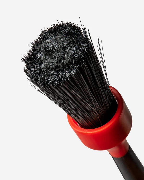 Trim and Lug Nut Brush (Rubber)