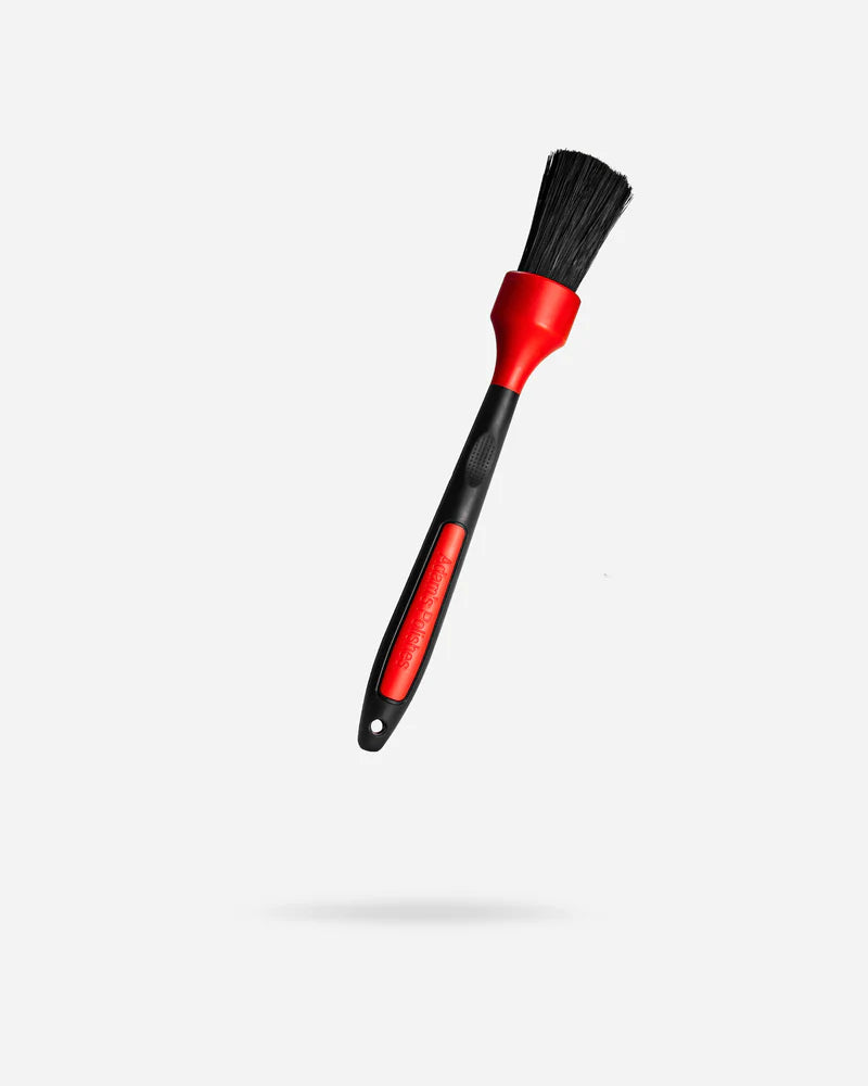 Trim and Lug Nut Brush (Rubber)